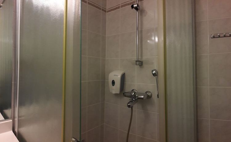 Imagen de la habitación del Hotel Jollas89li. Foto 5