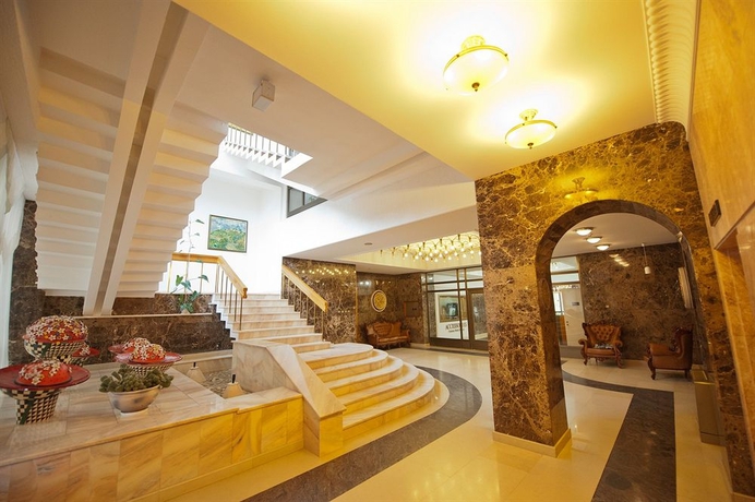 Imagen de los interiores del Hotel Jolly Alon. Foto 12