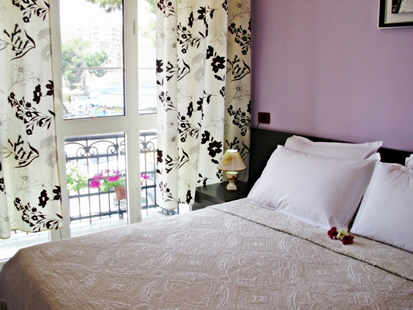 Imagen de la habitación del Hotel Jolly. Foto 5