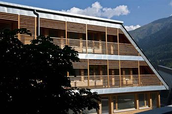 Imagen de los exteriores del Hotel Jolly Resort. Foto 13