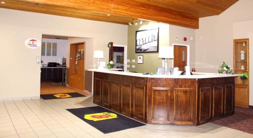 Imagen general del Hotel Jolly Roger Inn & Resort. Foto 3