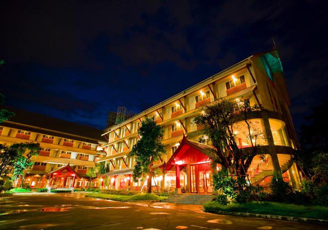 Imagen general del Hotel Jolly Suites and Spa Thaphra. Foto 14