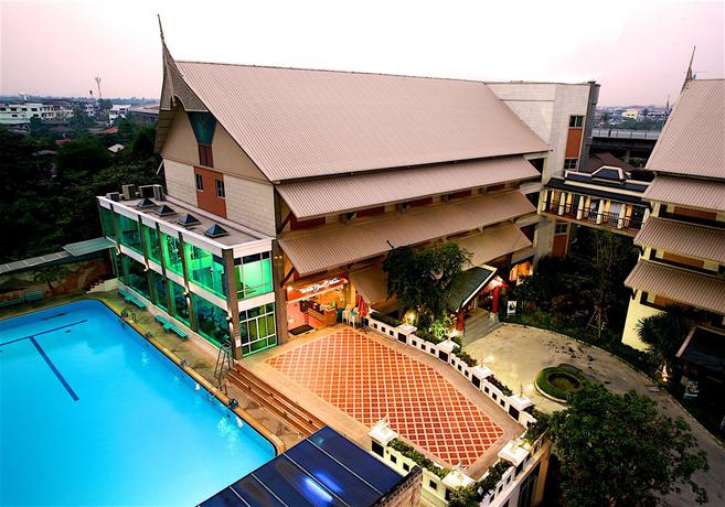 Imagen general del Hotel Jolly Suites and Spa Thaphra. Foto 9