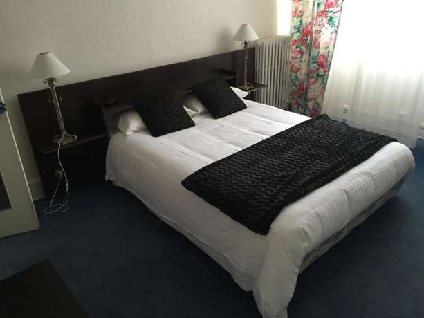 Imagen de la habitación del Hotel Joly. Foto 4