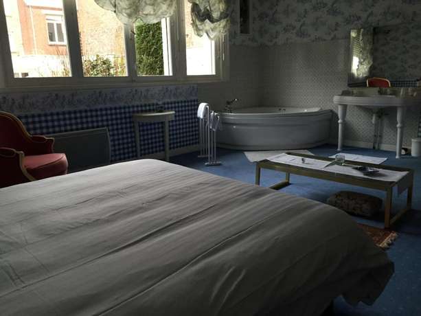 Imagen de la habitación del Hotel Joly. Foto 5