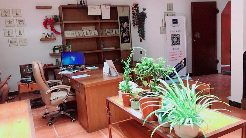 Imagen de los interiores del Hotel Jomo Fenghuang. Foto 15