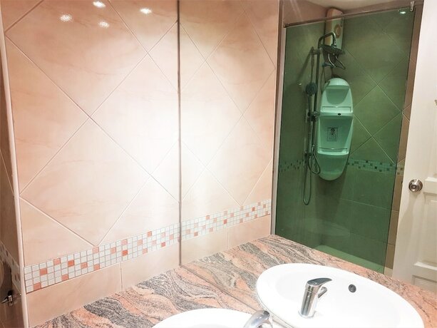 Imagen general del Hotel Jomtien Beach Condominium Close To Beach On Great Transport Route Pattaya. Foto 2