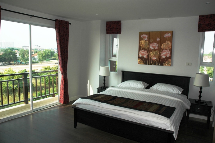 Imagen de la habitación del Hotel Jomtien Beach Penthouses. Foto 3