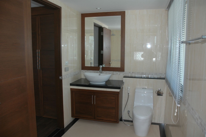 Imagen de la habitación del Hotel Jomtien Beach Penthouses. Foto 8