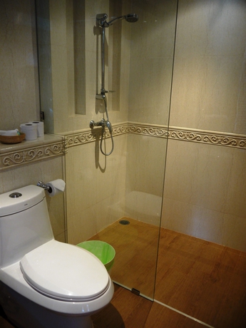 Imagen de la habitación del Hotel Jomtien Beach Penthouses. Foto 10