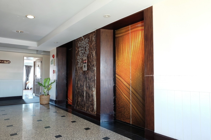 Imagen de los interiores del Hotel Jomtien Garden and Resort. Foto 16