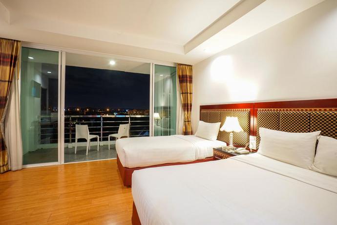 Imagen de la habitación del Hotel Jomtien Hisotel. Foto 11