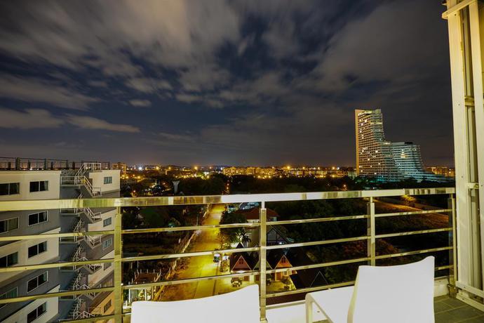 Imagen de la habitación del Hotel Jomtien Hisotel. Foto 15