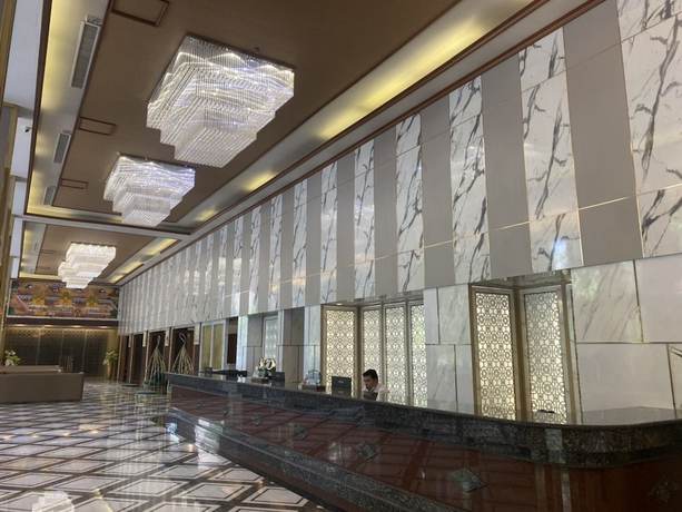 Imagen de los interiores del Hotel Jomtien Holiday Inn Pattaya. Foto 18
