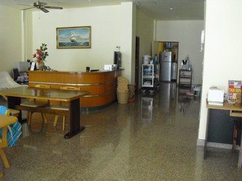 Imagen de la habitación del Hotel Jomtien Seaside House. Foto 4