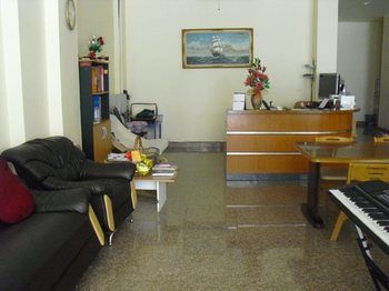 Imagen de la habitación del Hotel Jomtien Seaside House. Foto 6