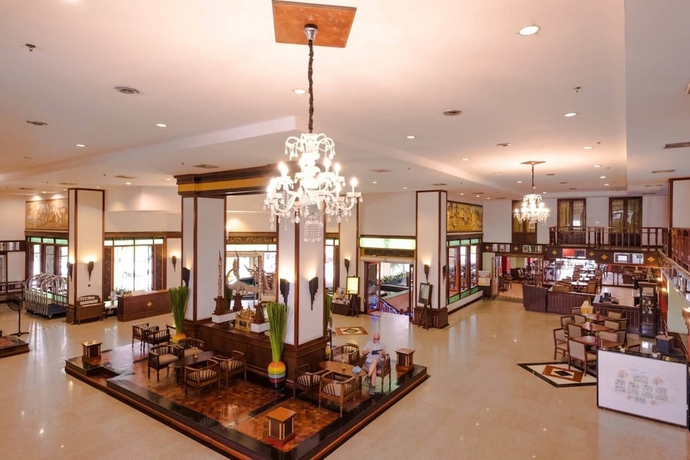 Imagen de los interiores del Hotel Jomtien Thani. Foto 18