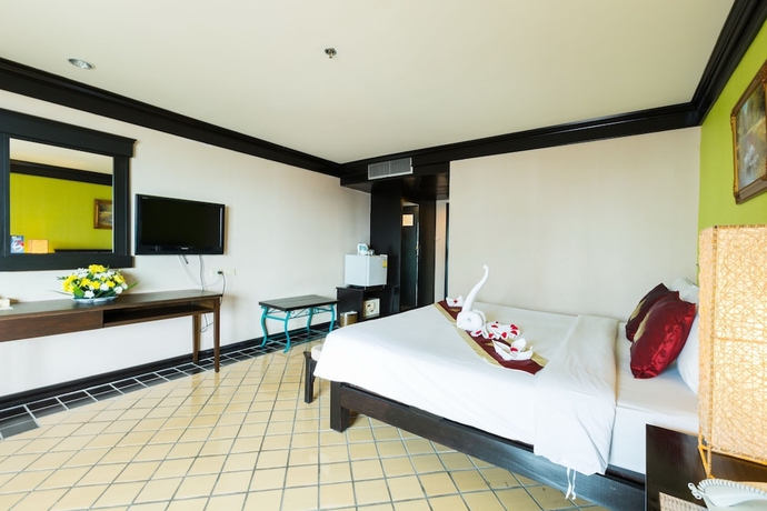 Imagen de la habitación del Hotel Jomtien Thani. Foto 6