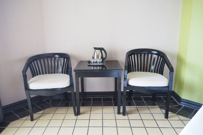 Imagen de la habitación del Hotel Jomtien Thani. Foto 12