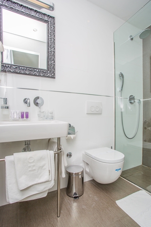 Imagen de la habitación del Hotel Jona, Podstrana. Foto 7