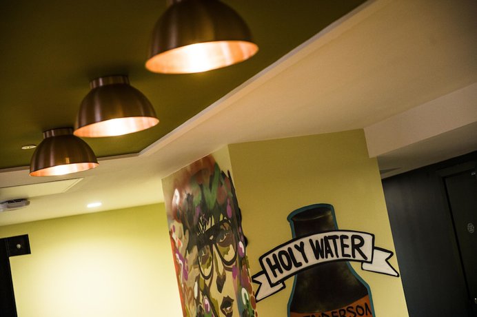 Imagen de los interiores del Hotel Jonas. Foto 20