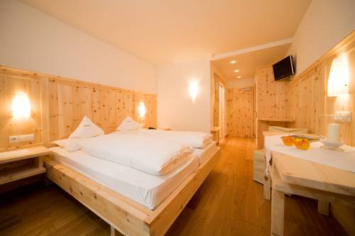 Imagen de la habitación del Hotel Jonathan 3 Sterne Superiore. Foto 9