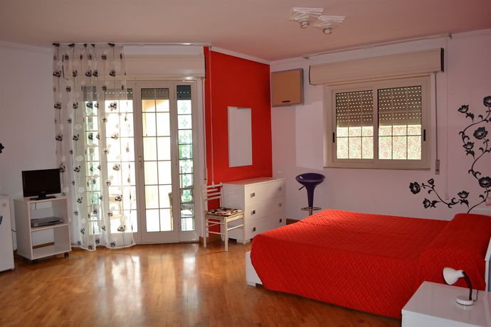 Imagen de la habitación del Hotel Jonic. Foto 15