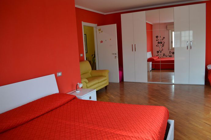 Imagen de la habitación del Hotel Jonic. Foto 16