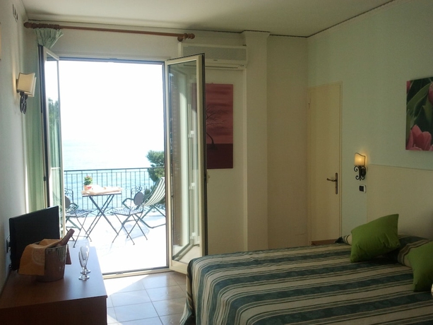 Imagen de la habitación del Hotel Jonic Mazzaro'. Foto 5