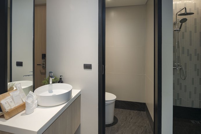 Imagen de la habitación del Hotel JonoX Phuket Karon. Foto 12