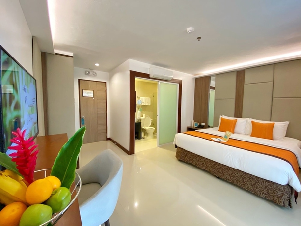 Imagen de la habitación del Hotel Jony's Beach Resort. Foto 6