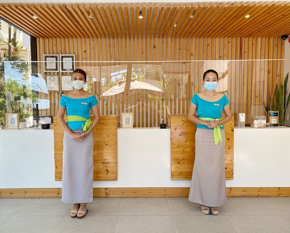 Imagen de los interiores del Hotel Jony's Beach Resort. Foto 17