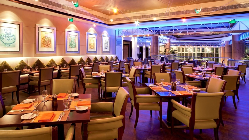 Imagen del bar/restaurante del Hotel Jood Palace. Foto 3
