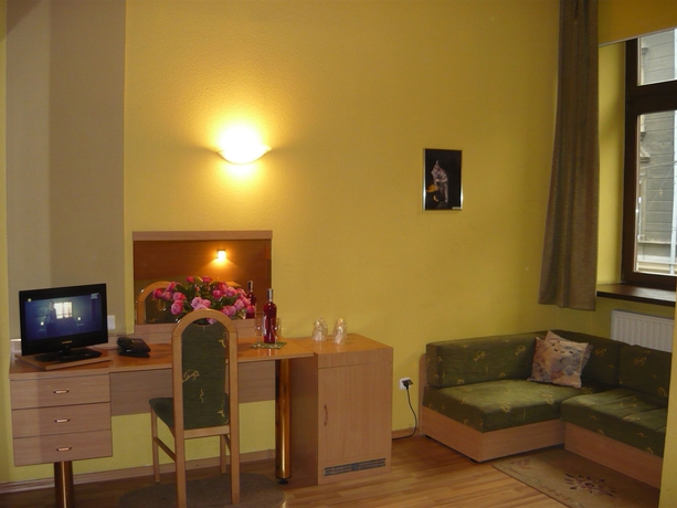 Imagen de los interiores del Hotel Jordan Guest Rooms. Foto 9