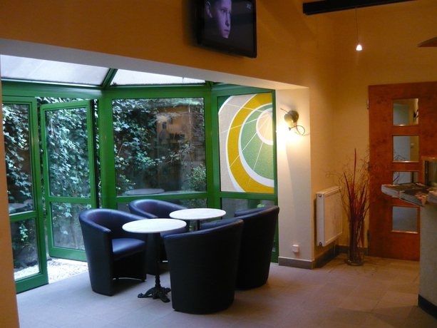 Imagen de los interiores del Hotel Jordan Guest Rooms. Foto 10