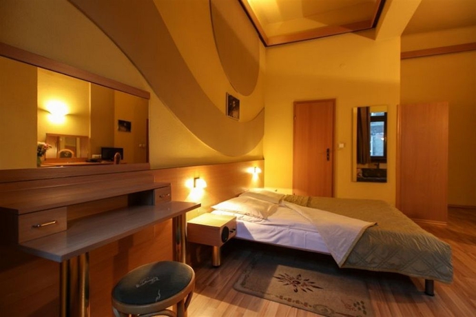 Imagen de los interiores del Hotel Jordan Guest Rooms. Foto 12