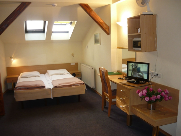 Imagen de los interiores del Hotel Jordan Guest Rooms. Foto 14