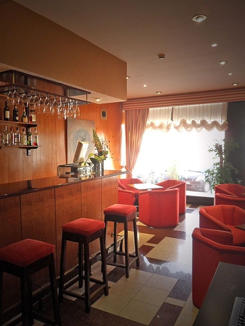 Imagen del bar/restaurante del Hotel Jorge V, Lisboa. Foto 6