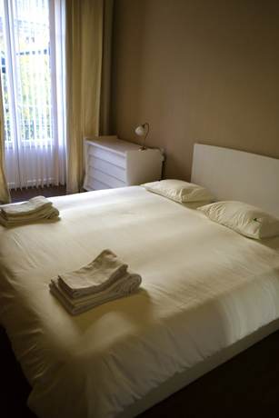 Imagen de la habitación del Hotel Jo\'s Place. Foto 8