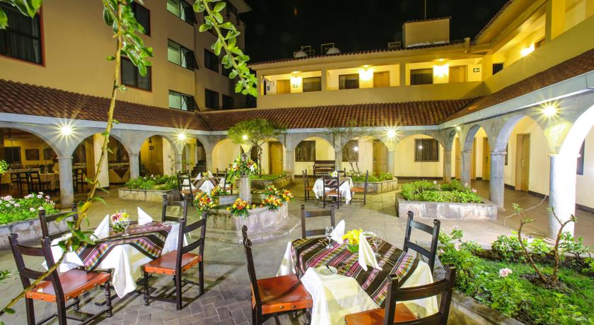 Imagen del bar/restaurante del Hotel Jose Antonio Cusco. Foto 3