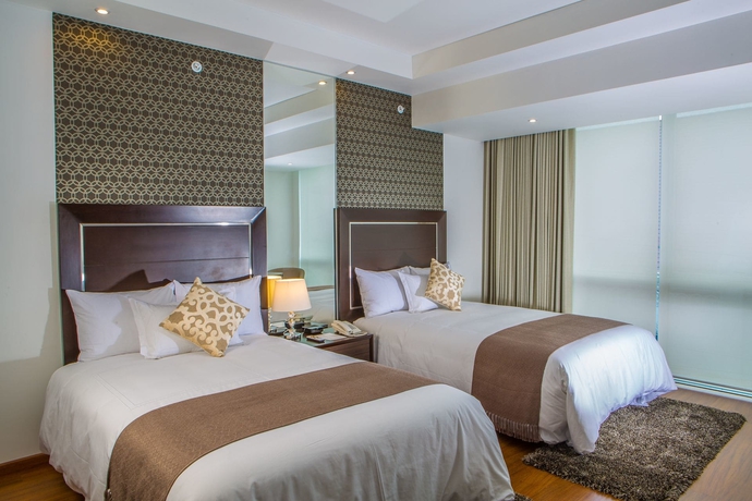 Imagen de la habitación del Hotel Jose Antonio Deluxe. Foto 9