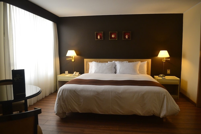 Imagen de la habitación del Hotel Jose Antonio Executive. Foto 9