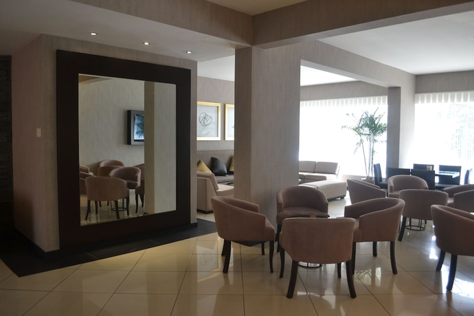 Imagen del bar/restaurante del Hotel Jose Antonio Lima. Foto 2