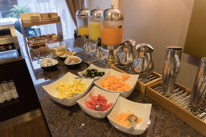 Imagen del bar/restaurante del Hotel Jose Antonio Lima. Foto 3