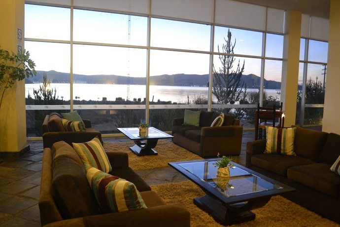 Imagen de los interiores del Hotel Jose Antonio Puno. Foto 16