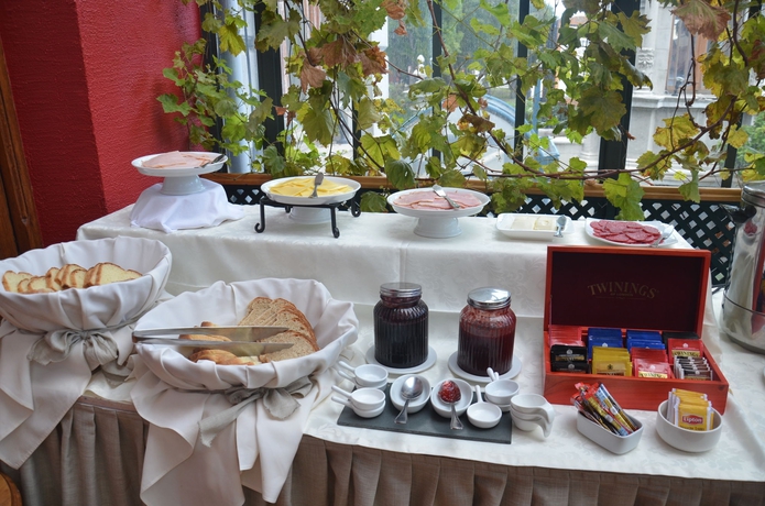 Imagen del bar/restaurante del Hotel Jose Nogueira. Foto 2