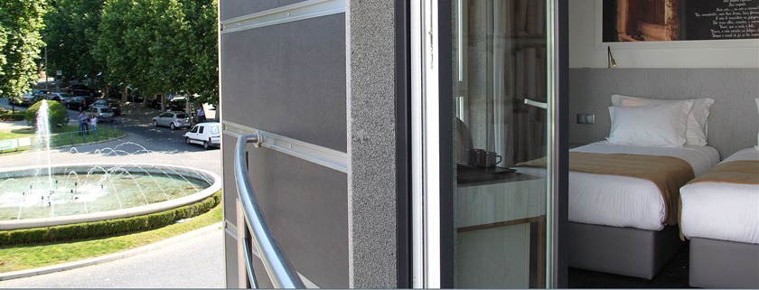 Imagen de la habitación del Hotel José Régio. Foto 13