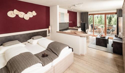 Imagen de la habitación del Hotel Josef Mountain Resort. Foto 6