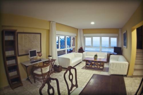 Imagen general del Hotel Josein. Foto 13