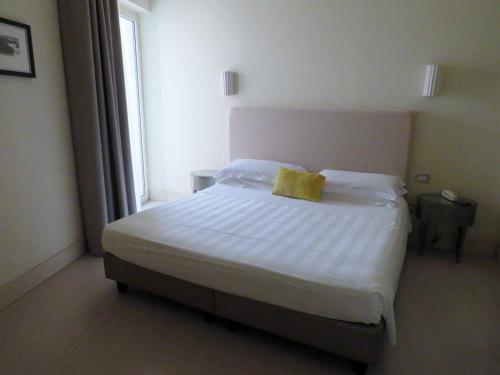 Imagen de la habitación del Hotel Joseph. Foto 10